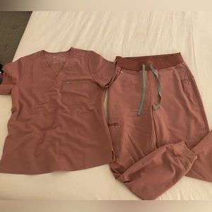 FIGS Scrubs- Technical Collection Limited Edition Mauve Color Size Medium